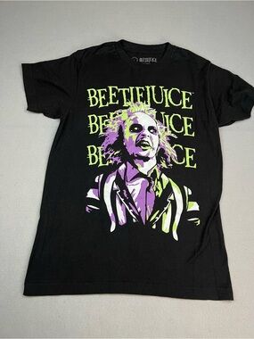 Beetlejuice grachic T-Shirt size small
